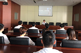 公司組織員工參加“樹立風(fēng)險意識，遠(yuǎn)離非法集資”投資者宣傳教育活動